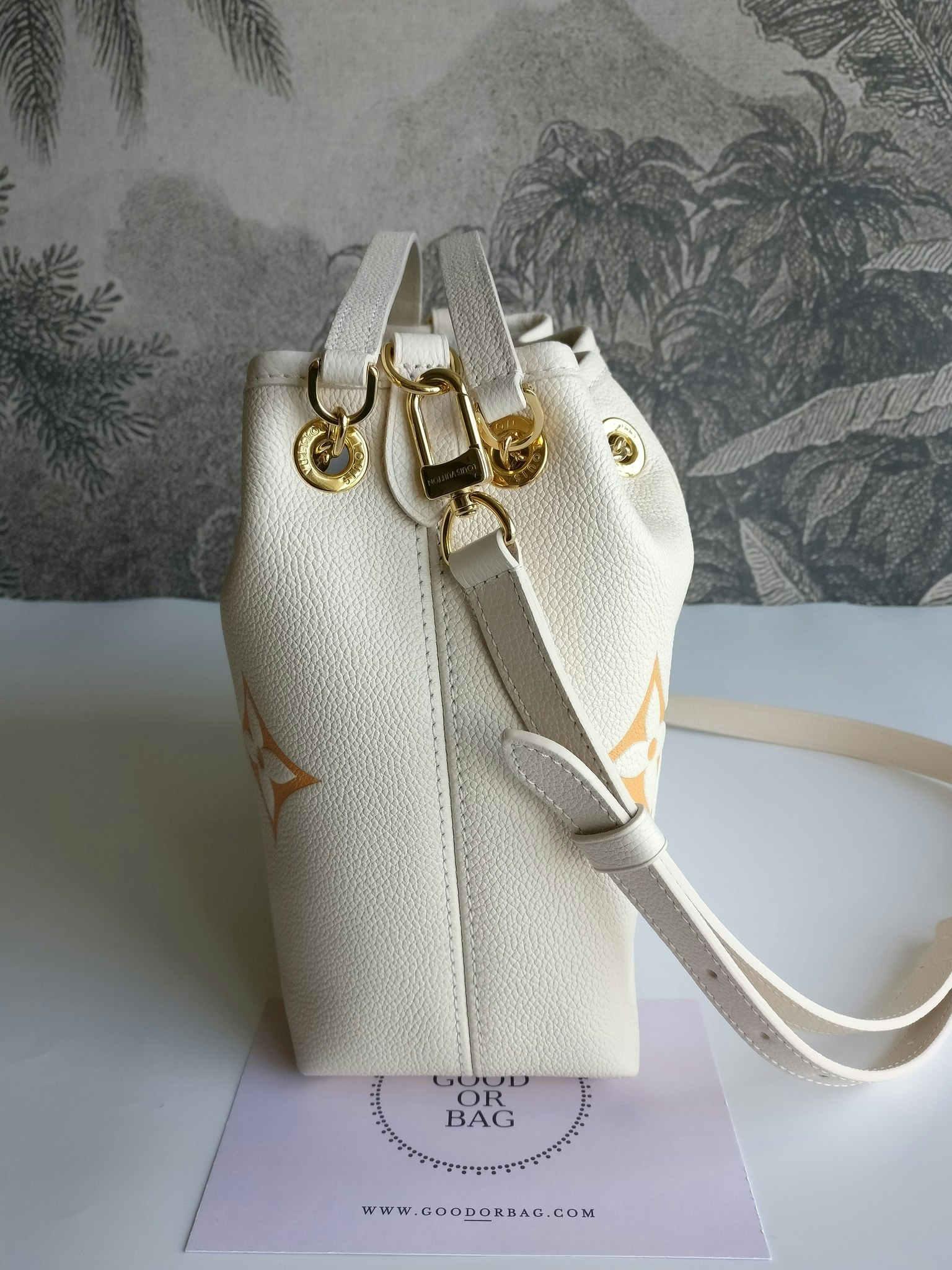 Louis Vuitton LV Summer Bundle 2 way
