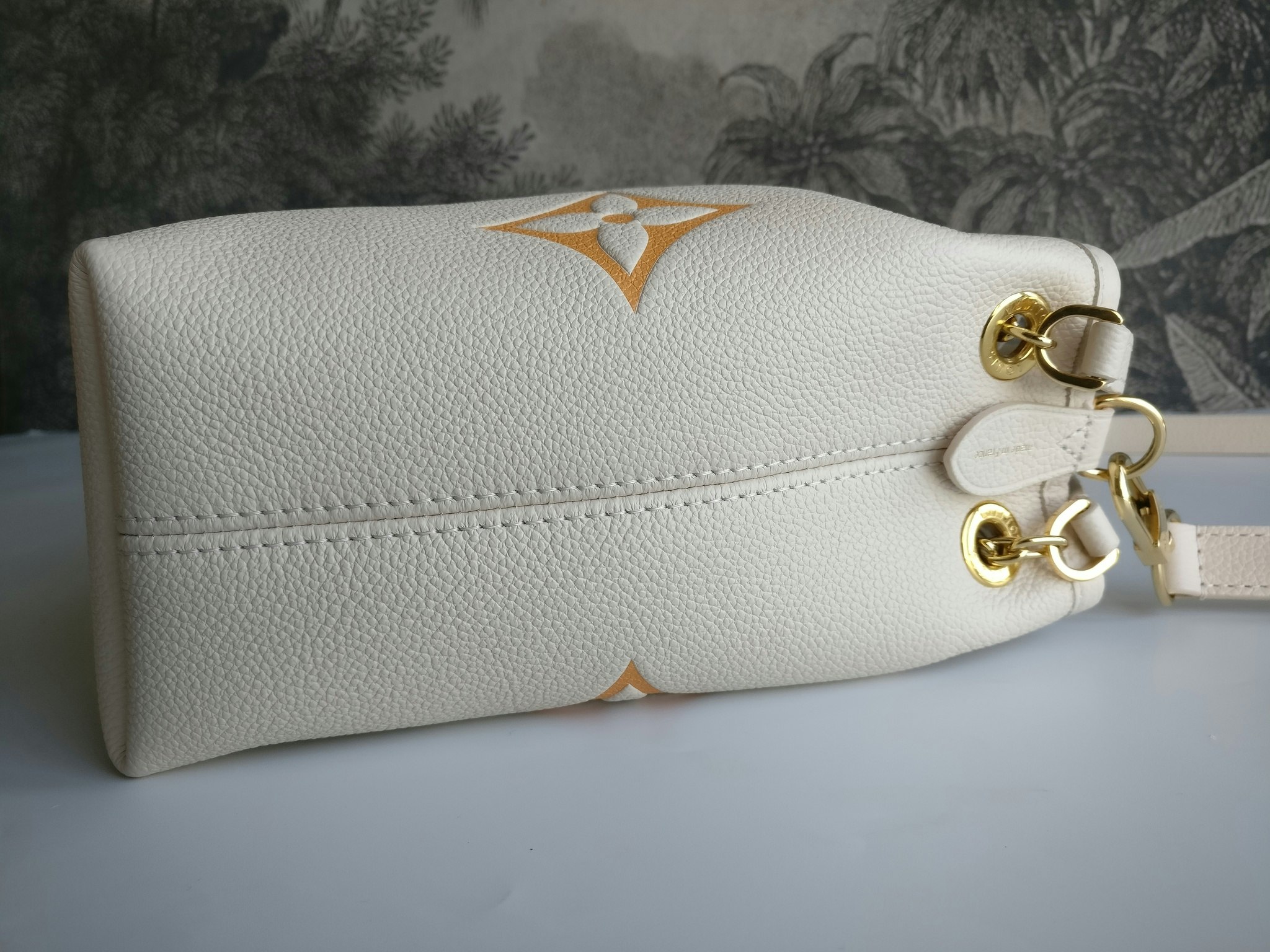 Louis Vuitton LV Summer Bundle 2 way