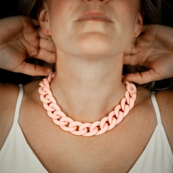 Halsband, Chains of Colour - Lovely Pink