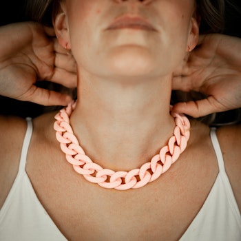 Halsband, Chains of Colour - Lovely Pink