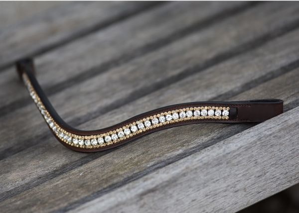 Brunt Svängt pannband med tre rader av silverfärgad och guldfärgad strass.