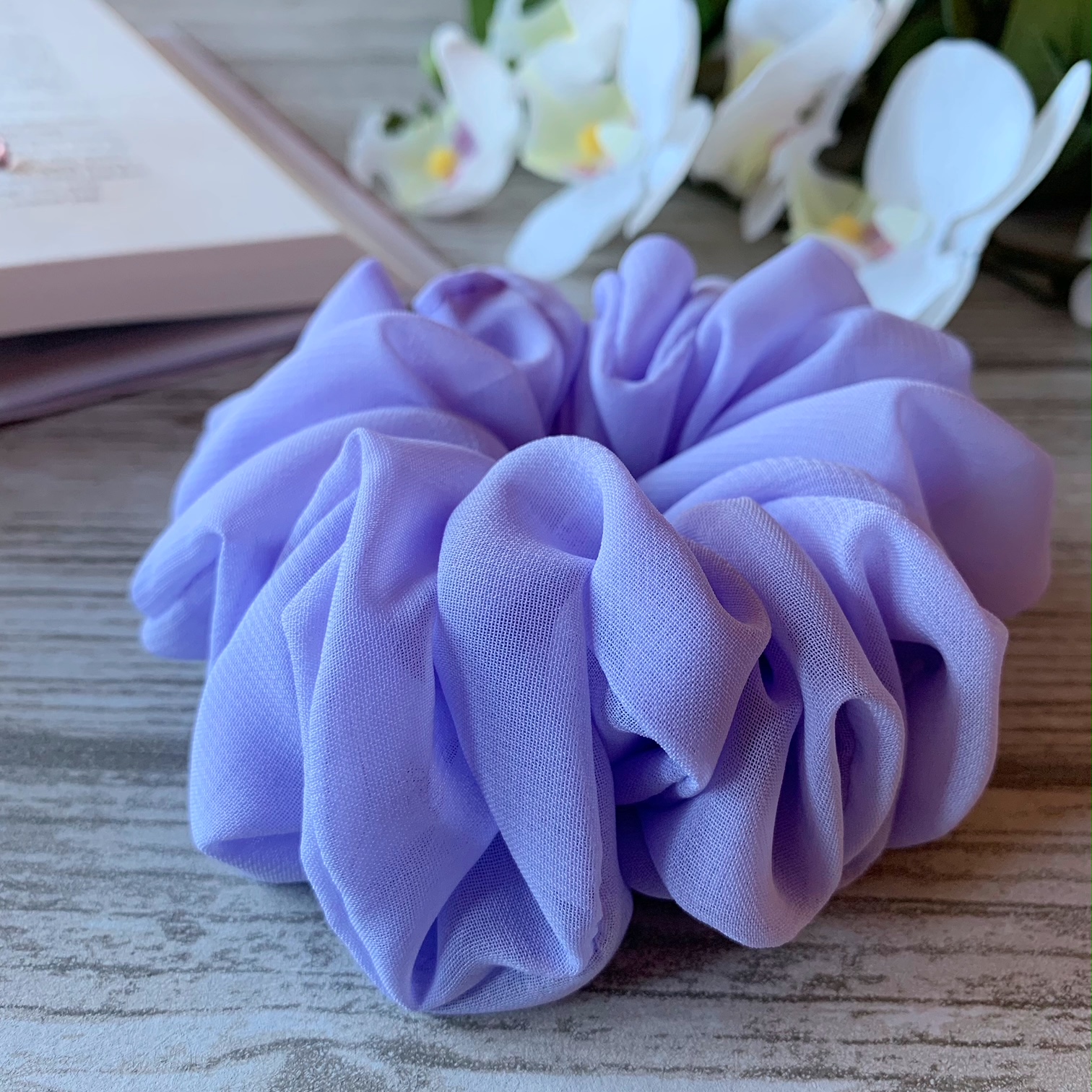 Lavendel chiffong scrunchie