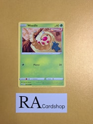 Weedle Common 001/198 Chilling Reign Pokemon