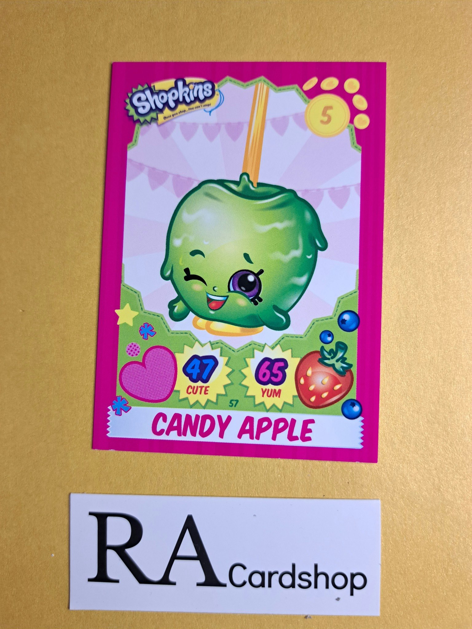 #57 Candy Apple Shopkins 2013 Topps