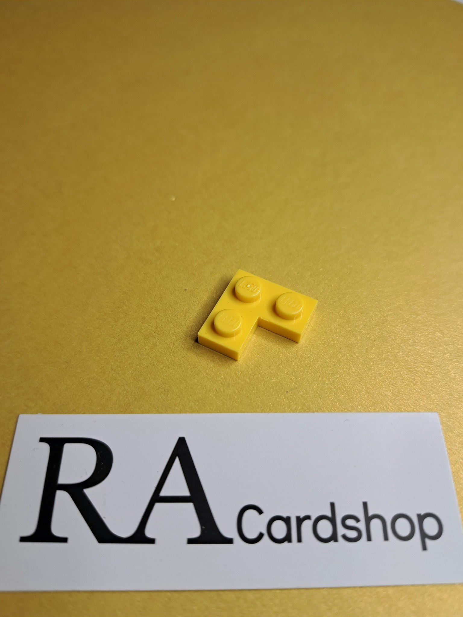 2420 LegoPlate 2 x 2 Corner Yellow Lego