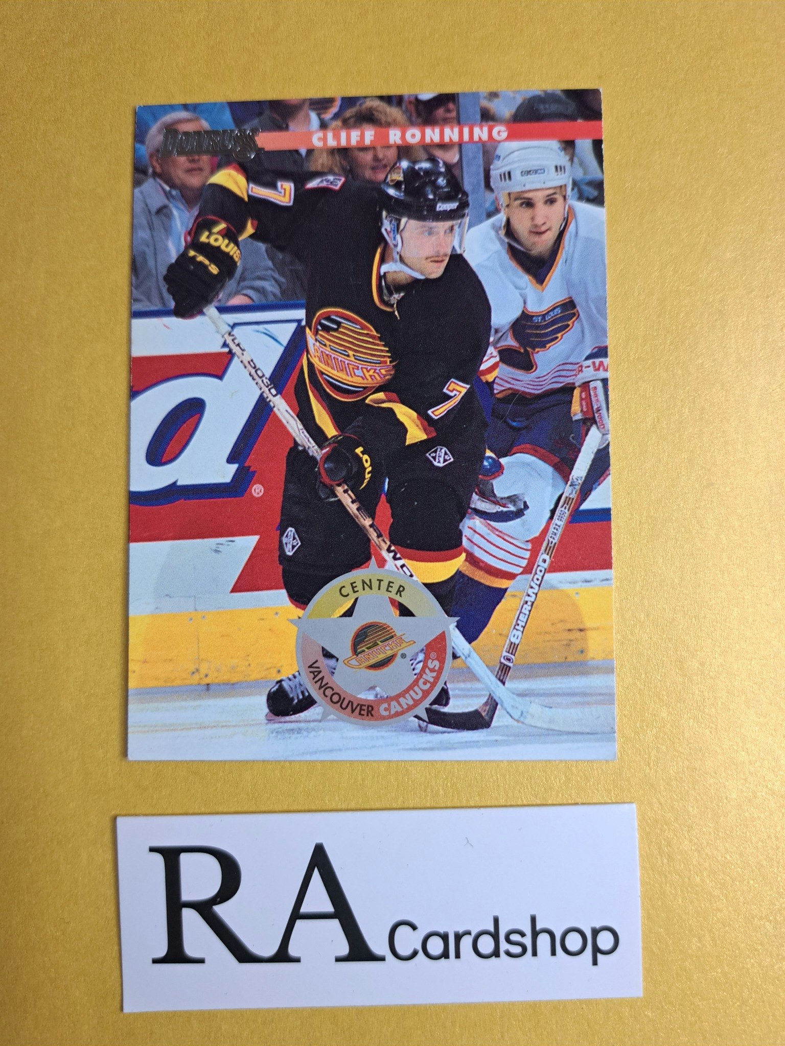 Cliff Ronning 95-96 Donruss #47 NHL Hockey