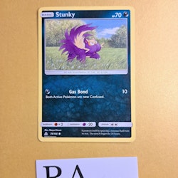 Stunky Common 75/156 Ultra Prism Pokemon Kort