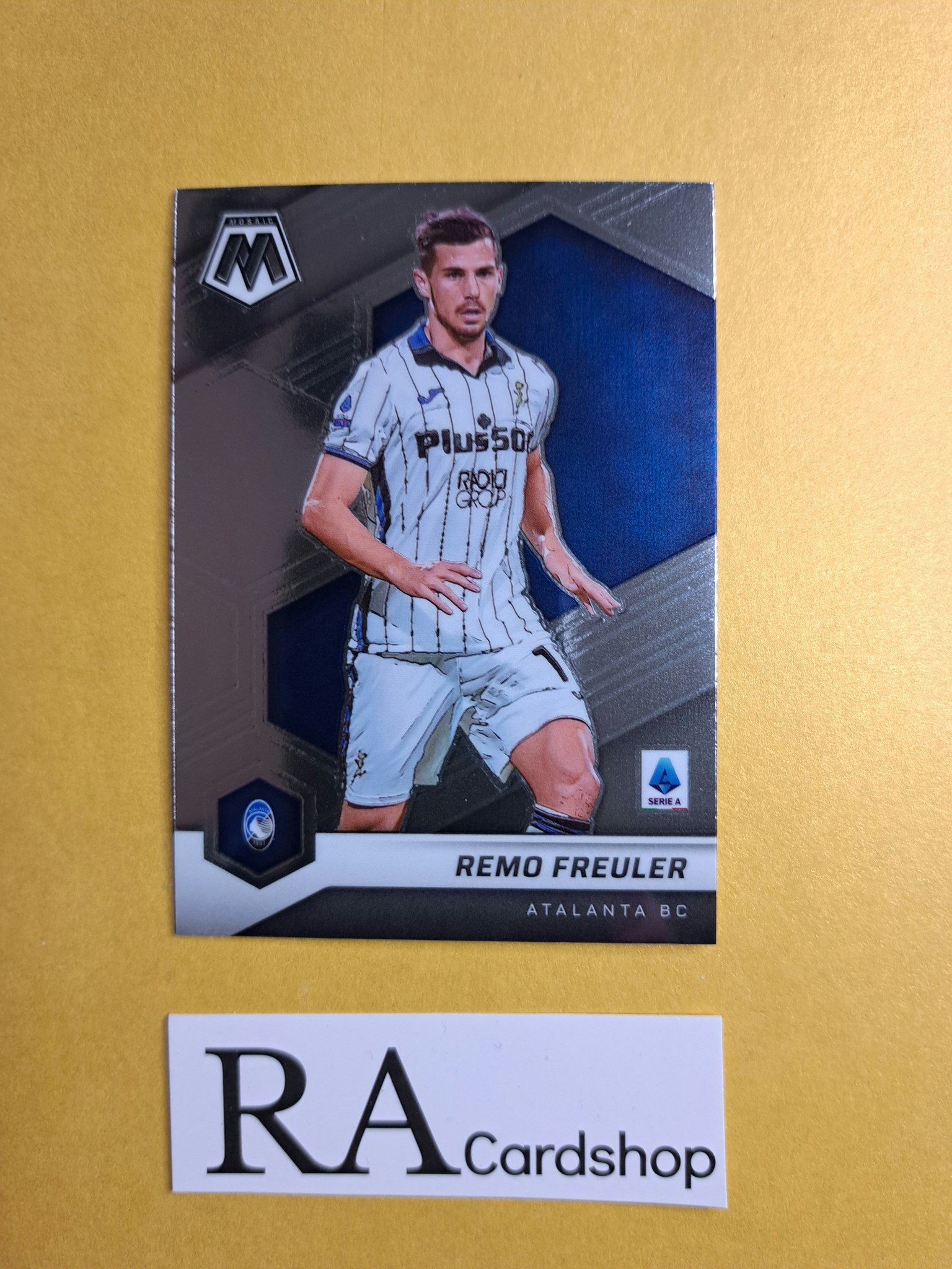 #8 Remo Freuler 2021-22 Panini Mosaic Serie A Soccer Fotboll