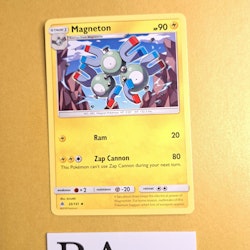 Magneton Uncommon 35/131 Forbidden Light Pokemon