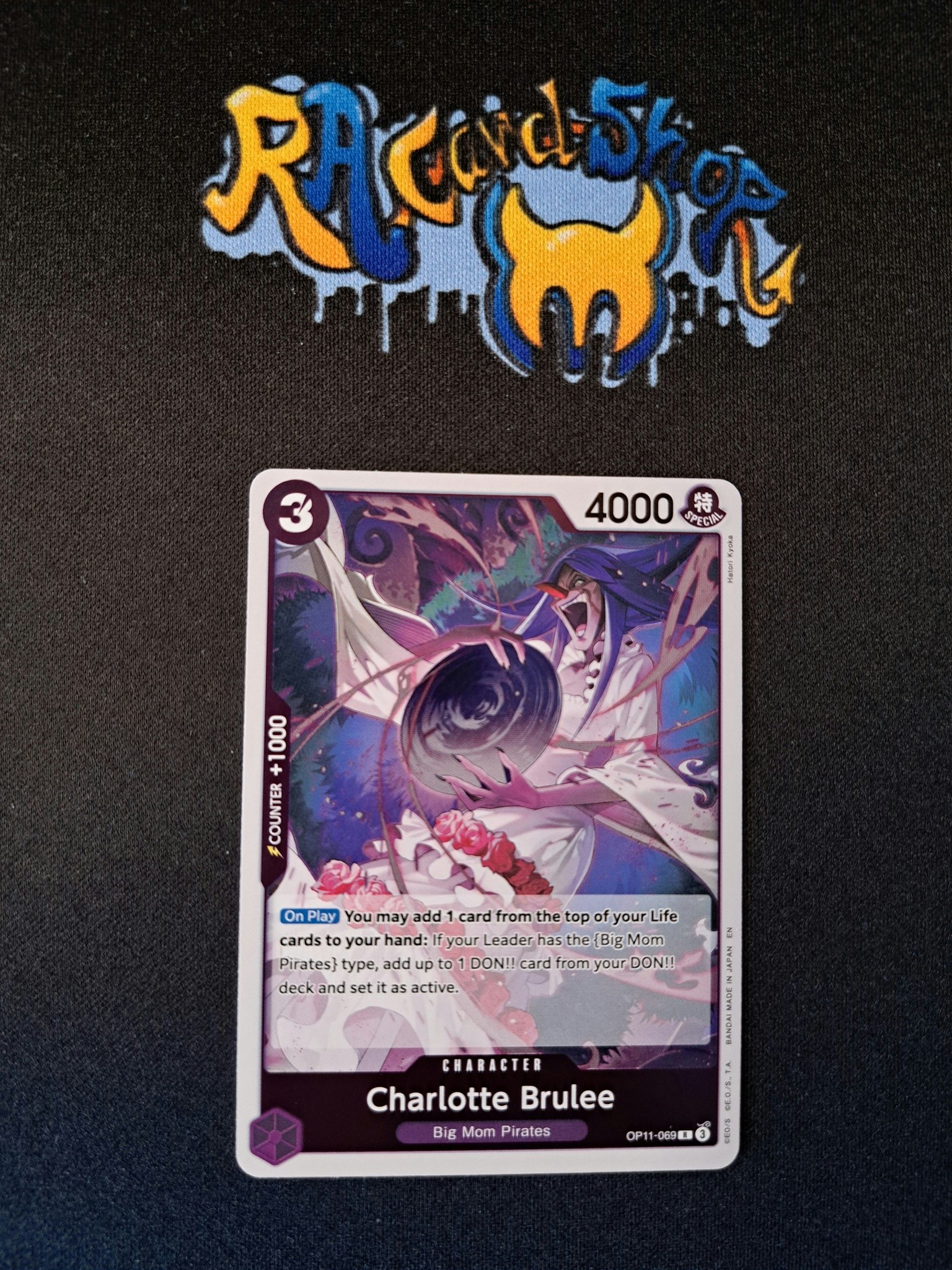 Charlotte Brulee Rare OP11-069 A Fist of Divine Speed One Piece Card Game