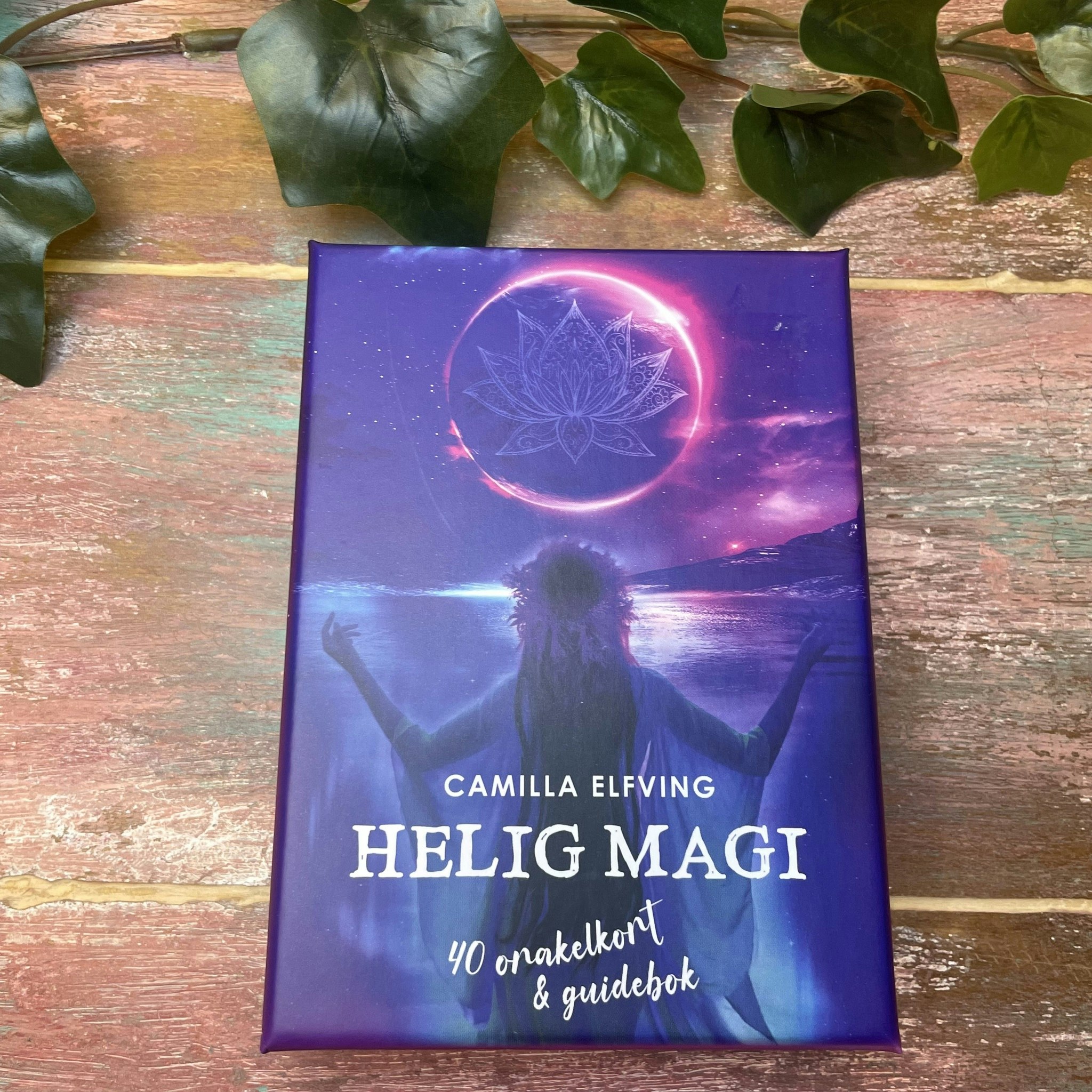 Helig magi orakelkort av Camilla Elfving (Svenska)