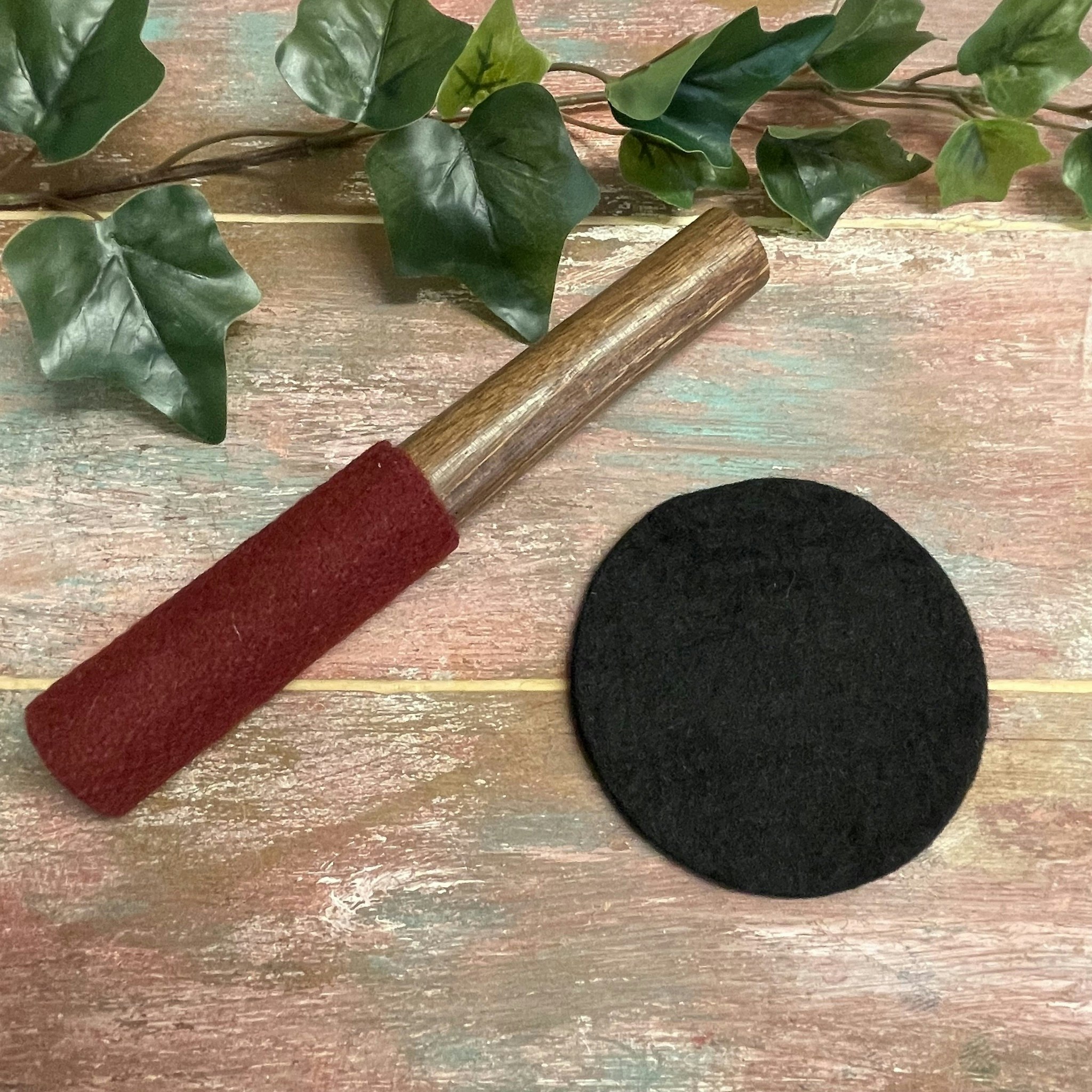 Singing bowl Chö-pa 10,5 cm set