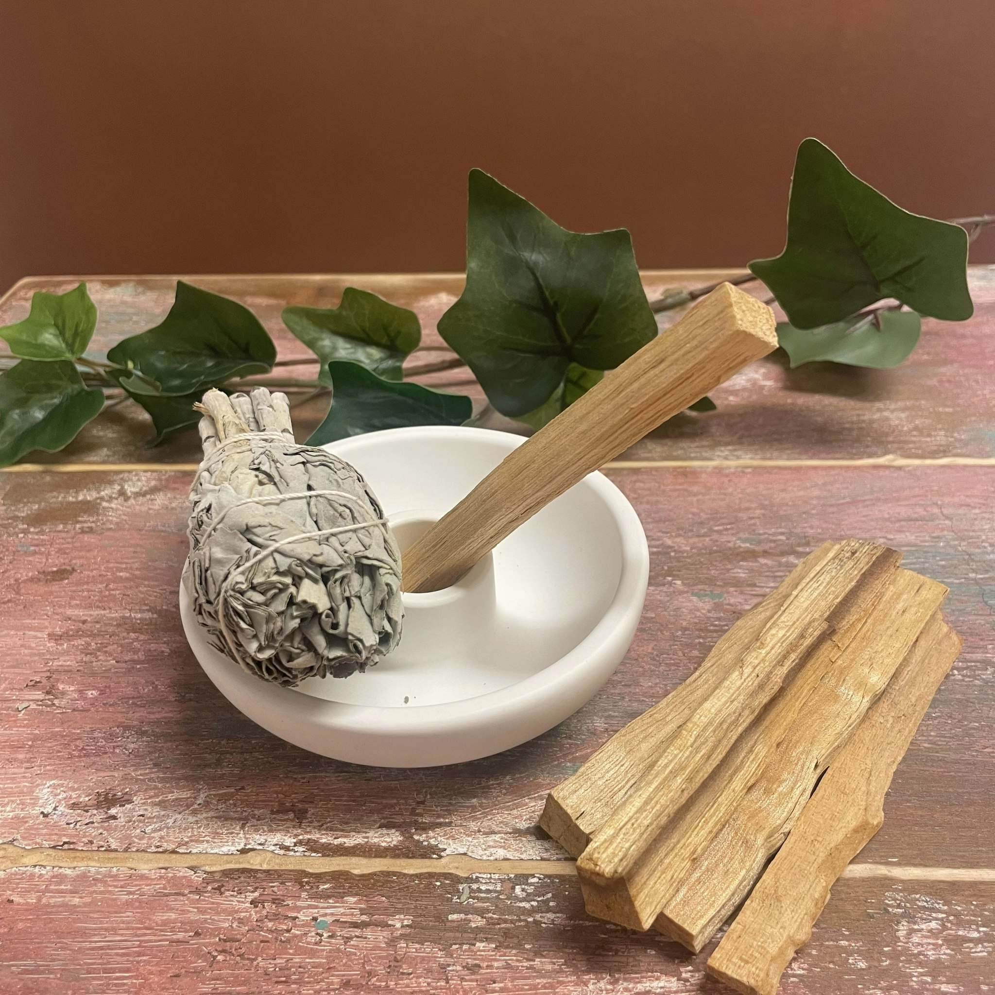 Palo santo- vit salvia hållare
