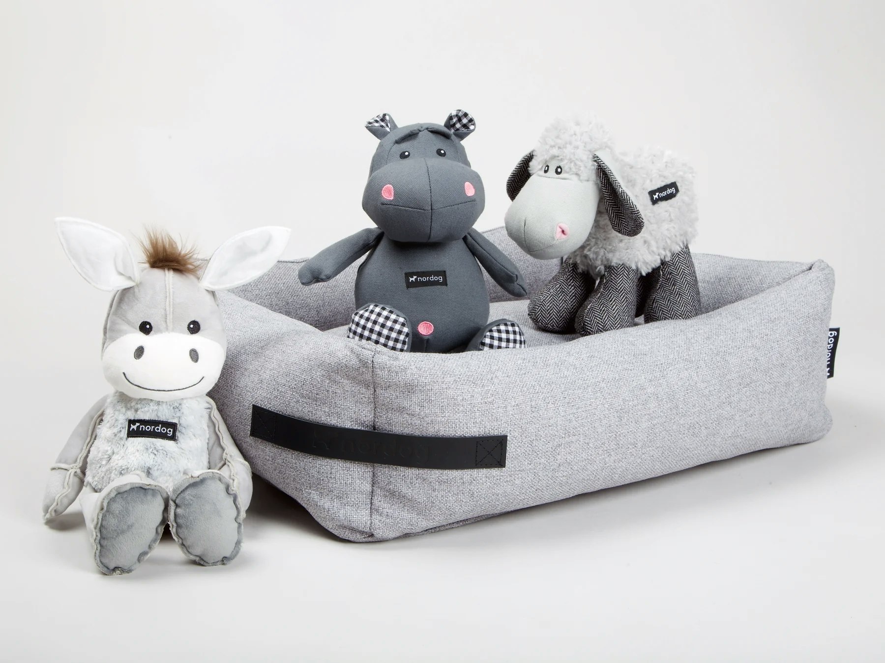 Nordog Hundleksak Henny the Hippo, Grey