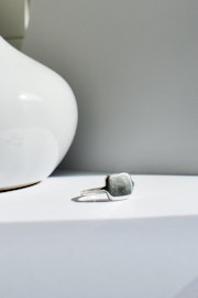 Signet ring
