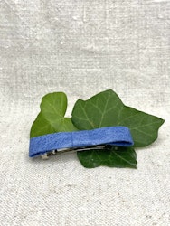 Hårklämma, liten med blå läderrosett