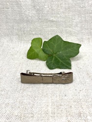 Hårklämma, liten med antikguldig läderrosett