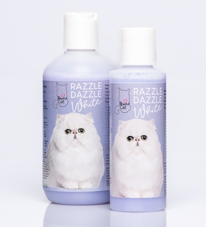 Kattschampo Razzle Dazzle för helvita, vitfläck, silverfärgade och blå katter