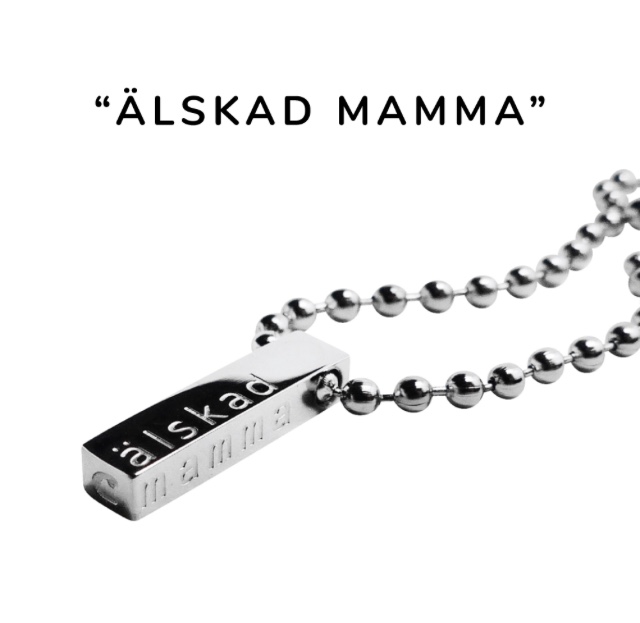 C Stockholm Halsband med Älskad  Mamma  stål