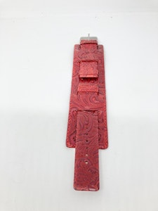 Vintage Präglat Klockarmband i Vinrött Läder från Axcent of Scandinavia – Design av Petra Nygre