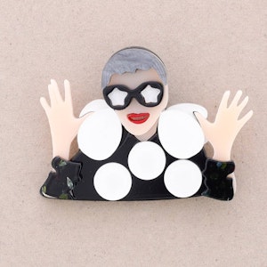 Iris Apfel Brosch svart Sonata