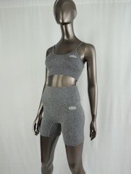 Pisa grey, set with top and short pants