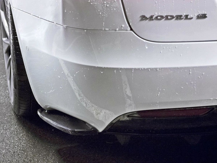 Bak splitter Tesla Model S Facelift