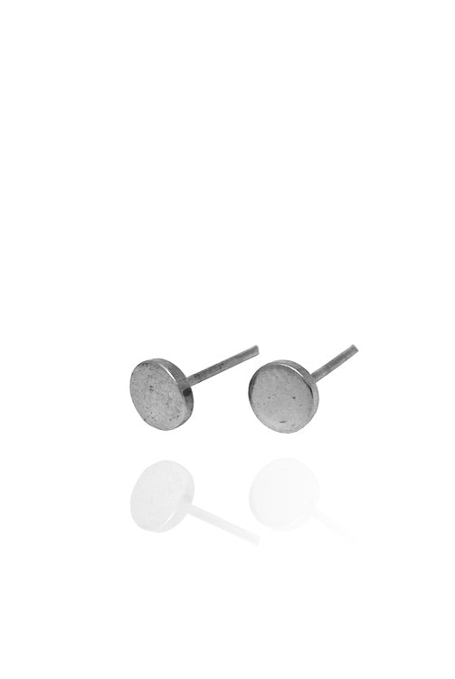 PUCK STUDS 925 SILVER