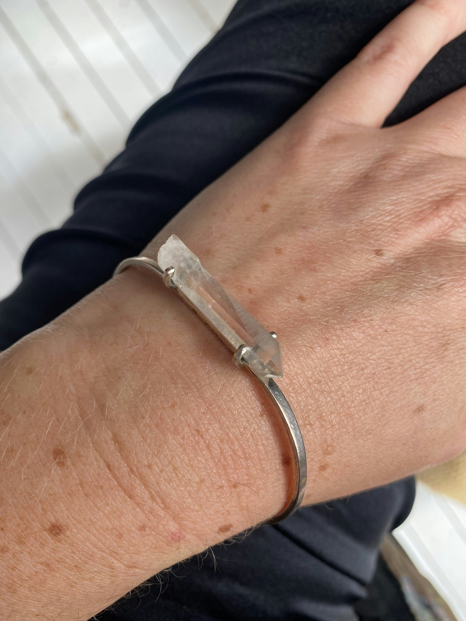 HORISONTELL BERGSKRISTALL ARMBAND I 925 SILVER