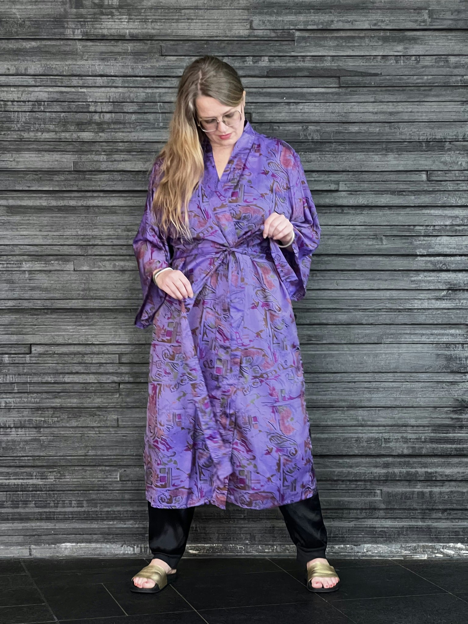 RECYKLAD SIDEN KIMONO PURPLE RAIN