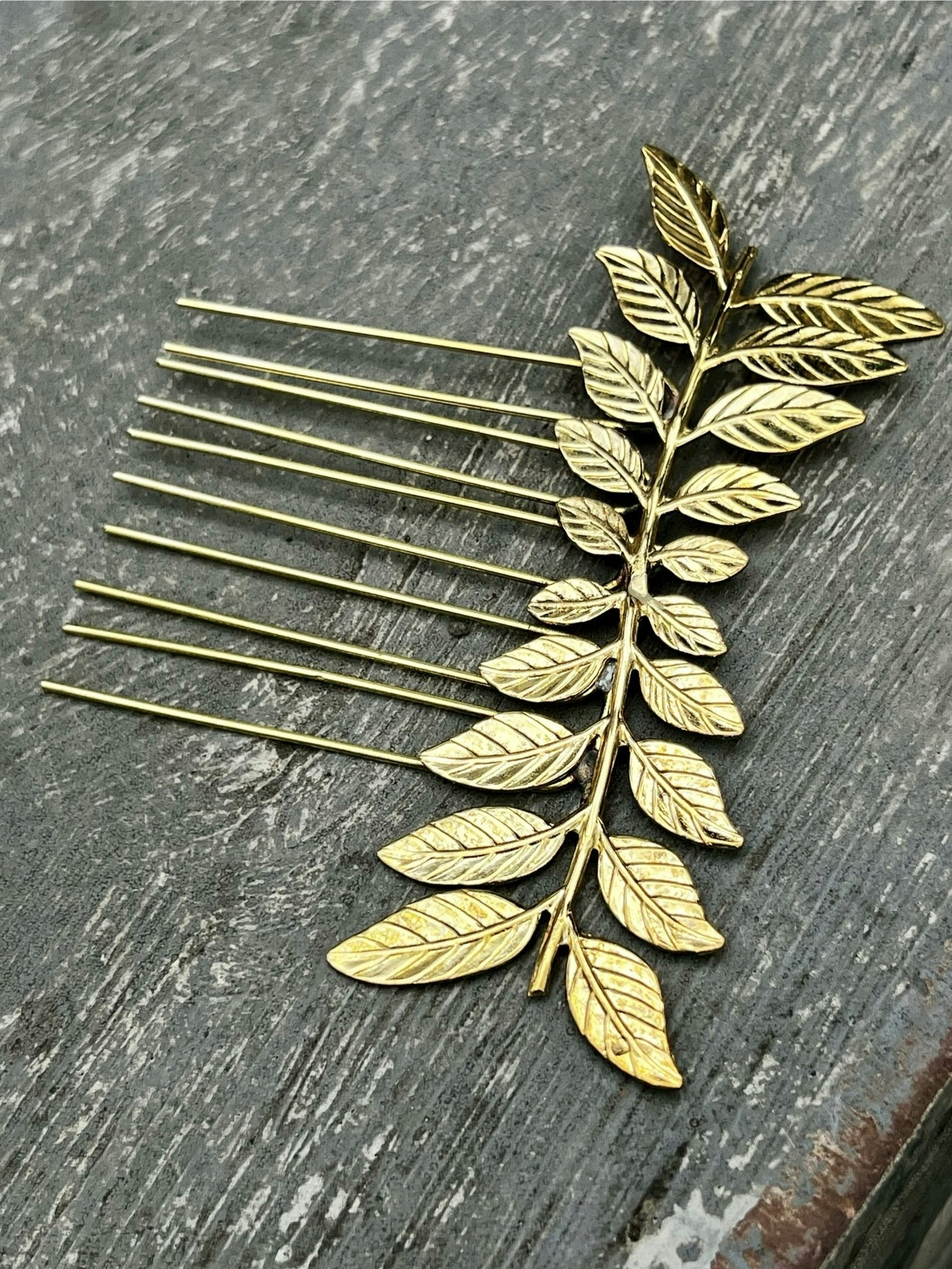 FERN HÅRKAM MÄSSING