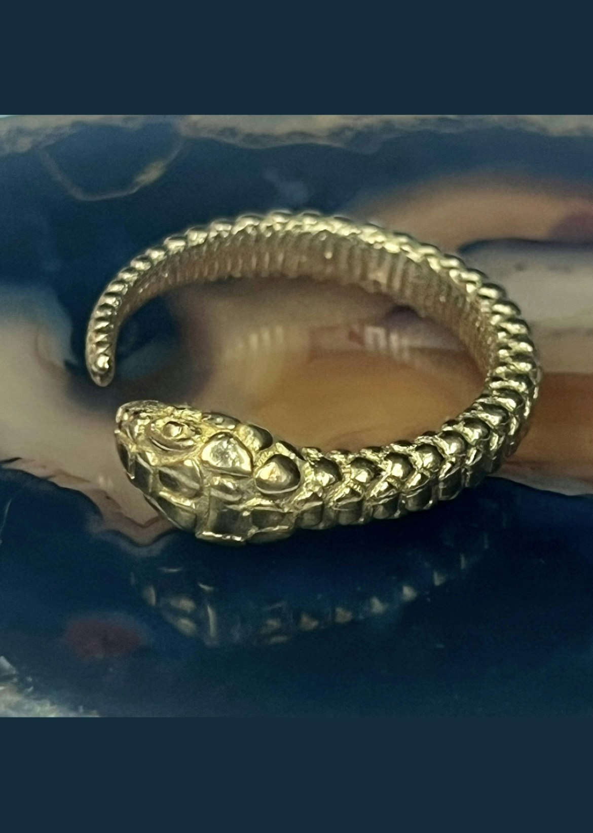 OUROBORO ORM RING I MÄSSING