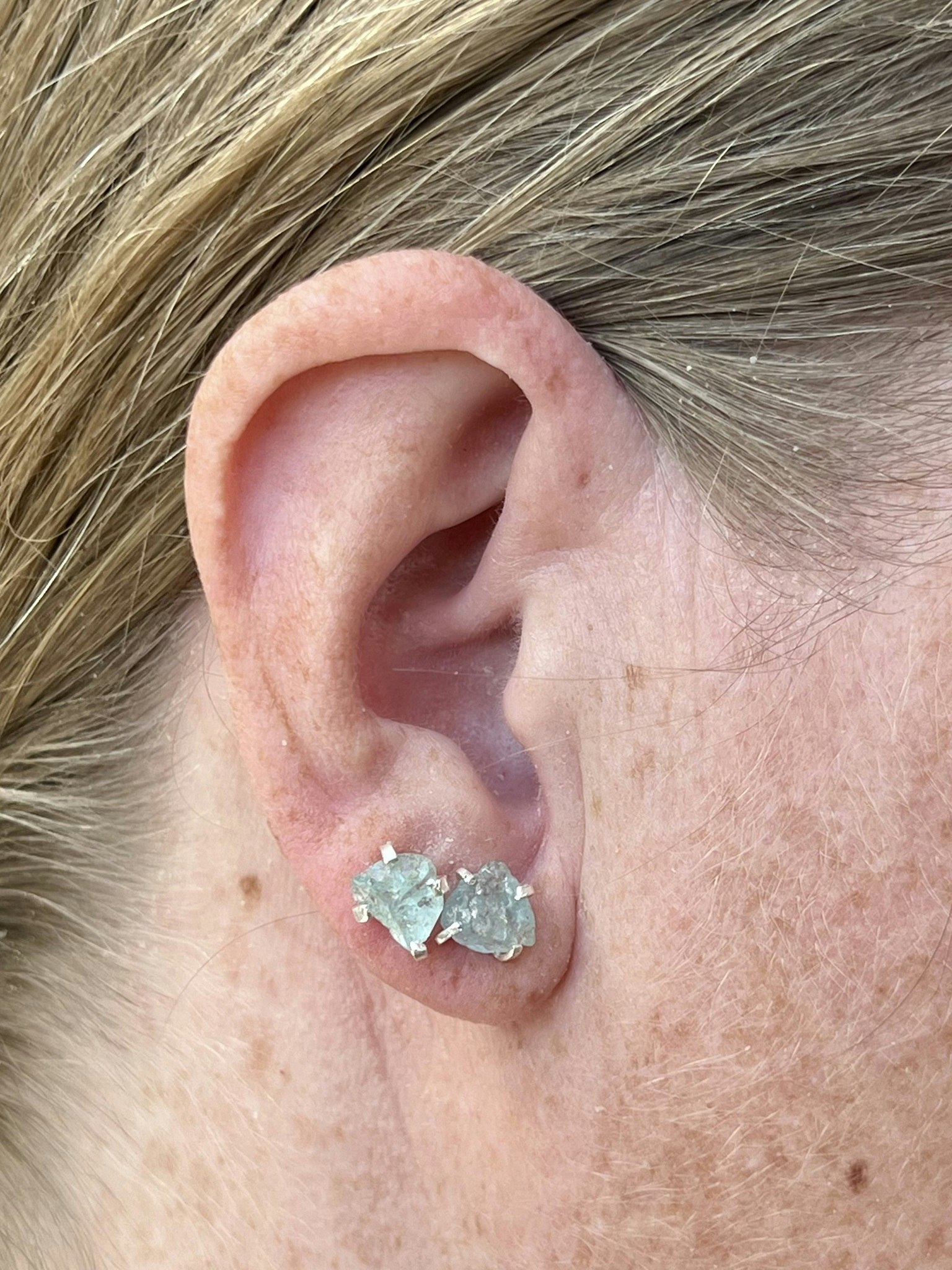 AKVAMARIN CLAWSTUDS I 925 SILVER