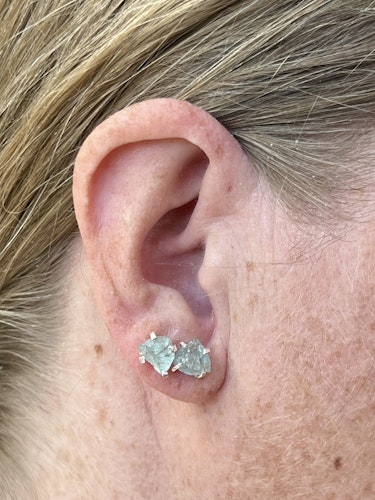 AKVAMARIN CLAWSTUDS I 925 SILVER