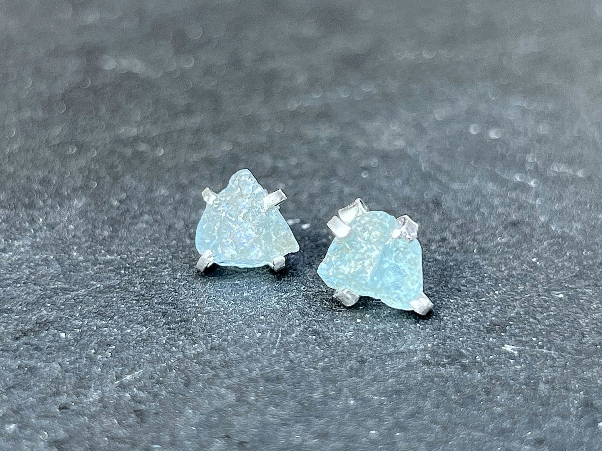 AKVAMARIN CLAWSTUDS I 925 SILVER