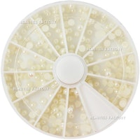 Vita pärlor i hjul 3mm - 600st