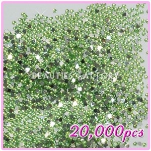 Rhinestones Hjärtan 2mm - 20000st/påse - Light Green