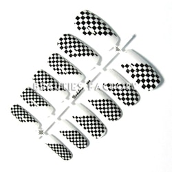 12st Design Lösnaglar - Black Grids On White