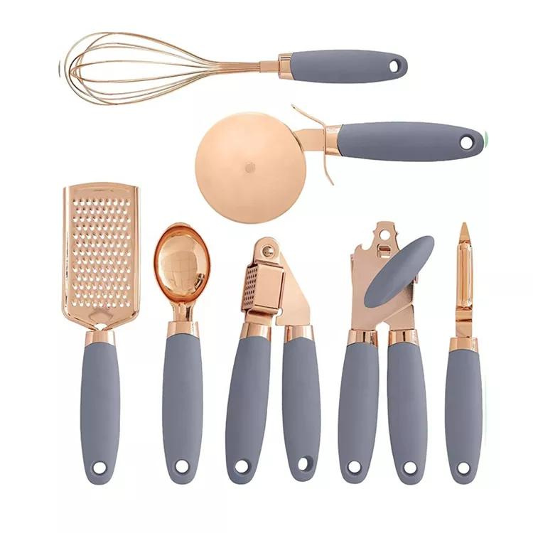 Kitchen utensils, set of 7 pieces - Gold