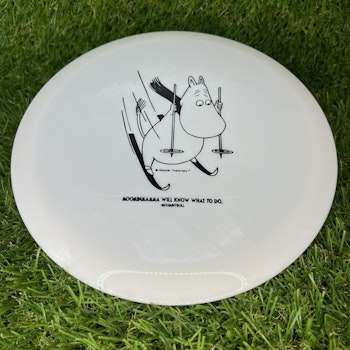 K1 Malm Moomintroll Skiing