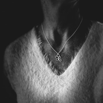 Silverhalsband Sis