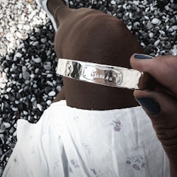 Silverarmband True Words Älskad