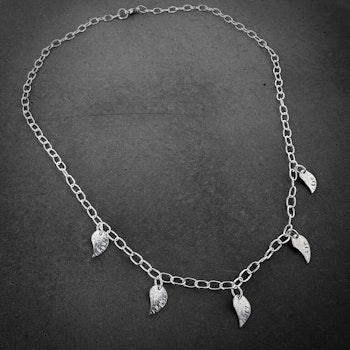 Silverhalsband Löv av LIV Greenery