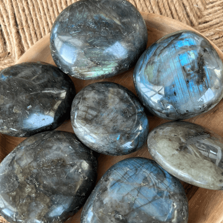 Touchstone Labradorit