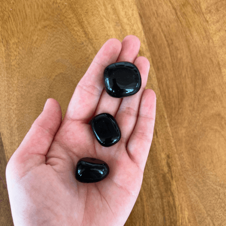 Trumlad Svart Obsidian - pocket