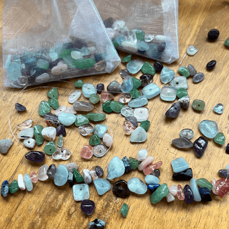 DIY Chipsarmband mixade kristaller