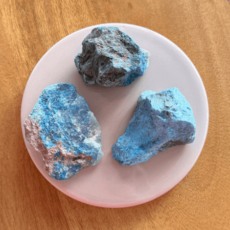 Rå Shattuckit (inslag av mineral)