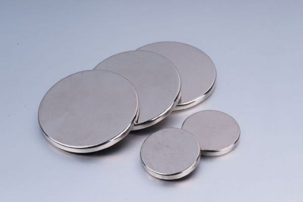 Neodymmagnet rund | Ø10 x 2mm | N35 | Dragkraft ca. 1,3 kg