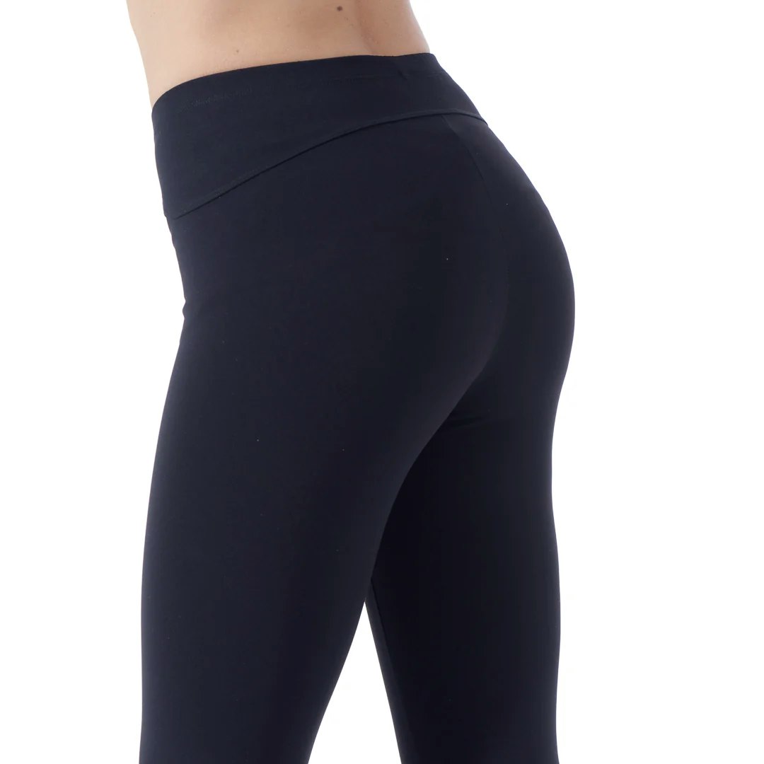 Atletisk leggings med biokeramisk energi. (Art. 018) (Reg. pris 1.095 kr.)