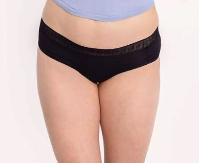 Teens menstrosor Panty Hipster. Light/medium absorption. Svart & blå.